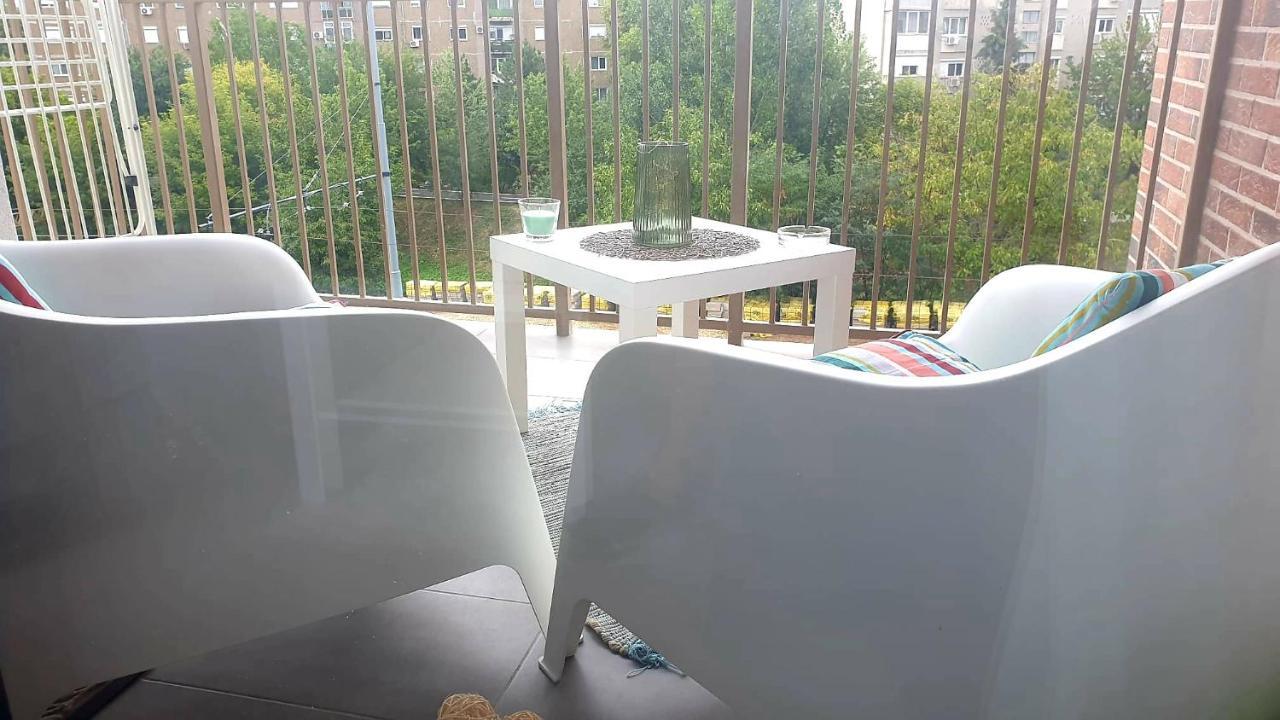 Lavanda Apartment Орадеа Екстериор снимка