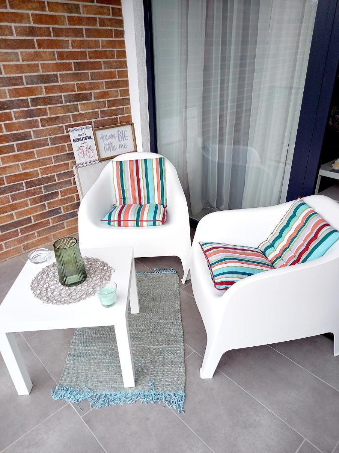Lavanda Apartment Орадеа Екстериор снимка